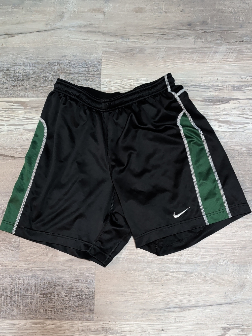 Men's Nike Dri-Fit Black Athletic Shorts with Green Panels Size L